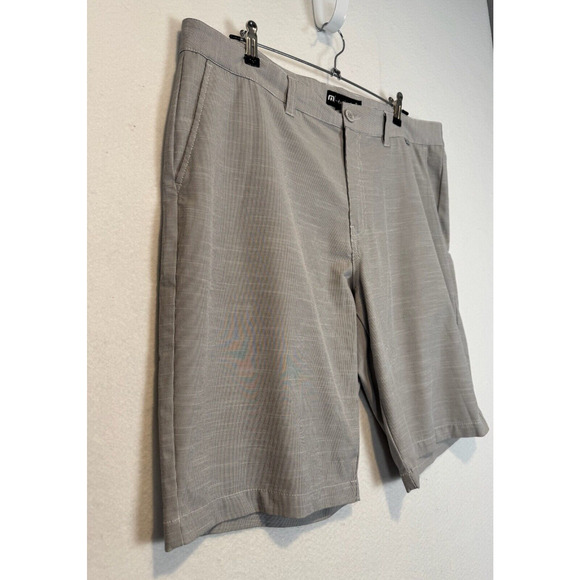Travis Matthew Mens Chino Golf Shorts Casual Striped Gray Sz 38 - Picture 3 of 7